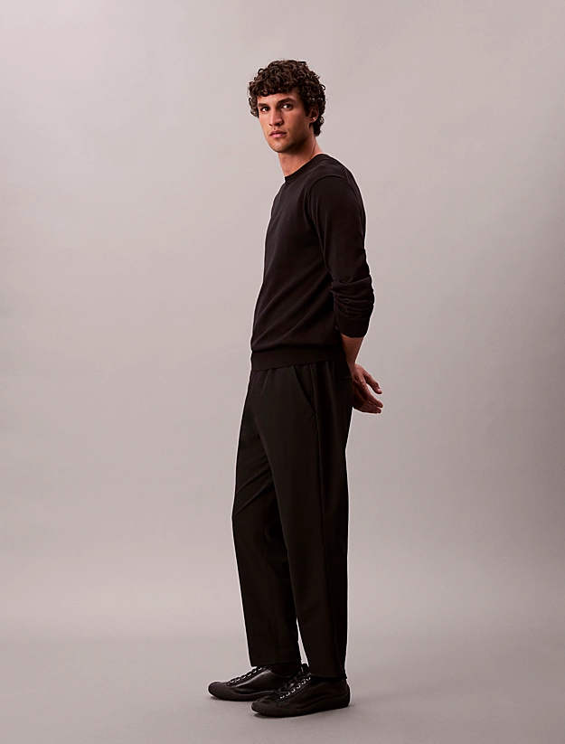 Ανδρικό Παντελόνι Μαύρο Calvin Klein LV04LD615G-UB1