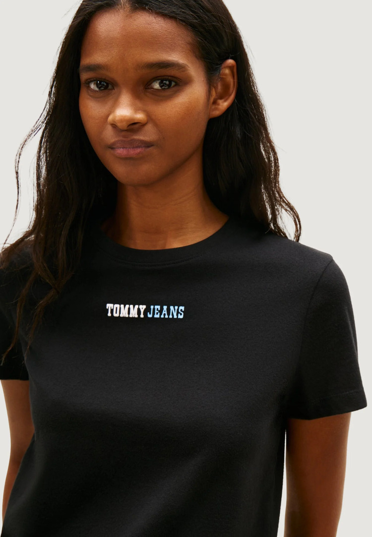 Γυναικείο T-shirt Μαύρο Tommy Jeans DW0DW22277-BDS