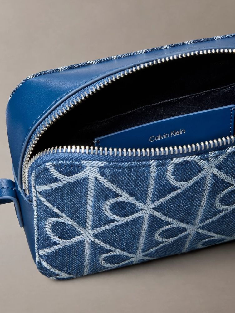 Γυναικεία Denim Τσάντα Μπλε Calvin Klein LV04F3430G-YBN