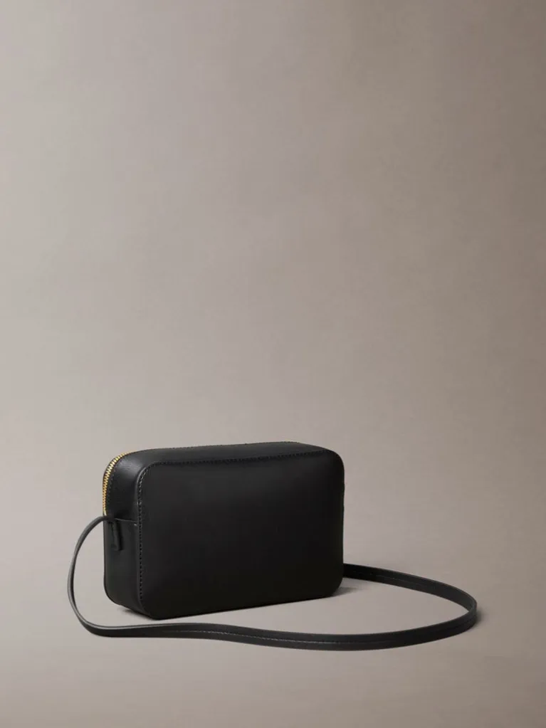 Γυναικεία Τσάντα Χιαστί Μαύρη Calvin Klein LV04F3276G-332