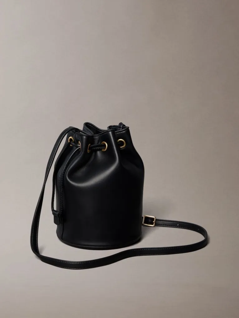 Γυναικεία Bucket Τσάντα Μαύρη Calvin Klein LV04F3640G-UB1