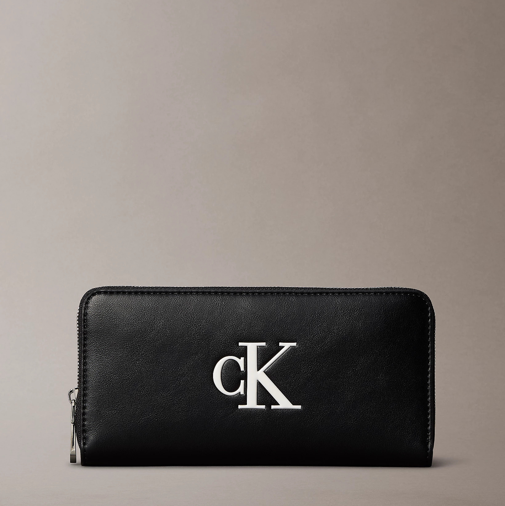 Γυναικείο Πορτοφόλι Μαύρο Calvin Klein LV04F1077G-3L2