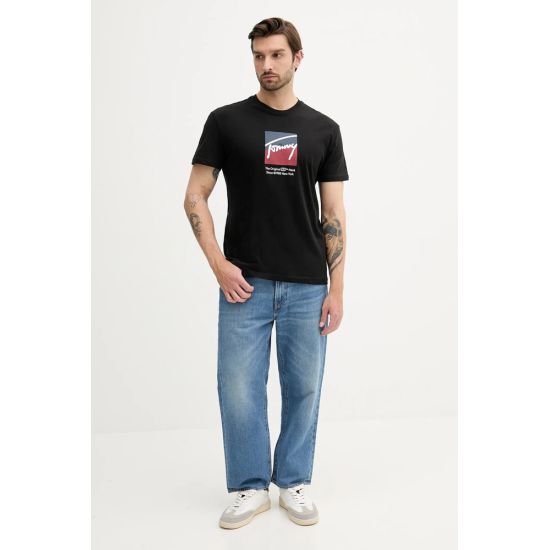 Ανδρικό T-shirt Μαύρο Tommy Jeans DM0DM21940-BDS