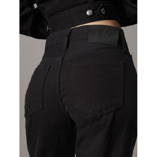 Γυναικείο Straight Τζιν Μαύρο Calvin Klein J20J223999-1BY