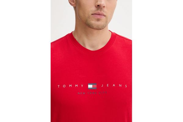 Ανδρικό T-shirt Κόκκινο Tommy Jeans DM0DM21911-XLE