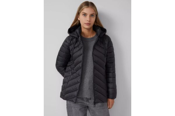 Γυναικείο Μπουφάν Μαύρο S.Oliver 2166944-9999