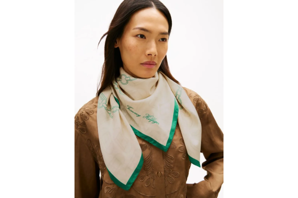 Γυναικείο Φουλάρι Μπεζ Tommy Hilfiger AW0AW18277-0F5