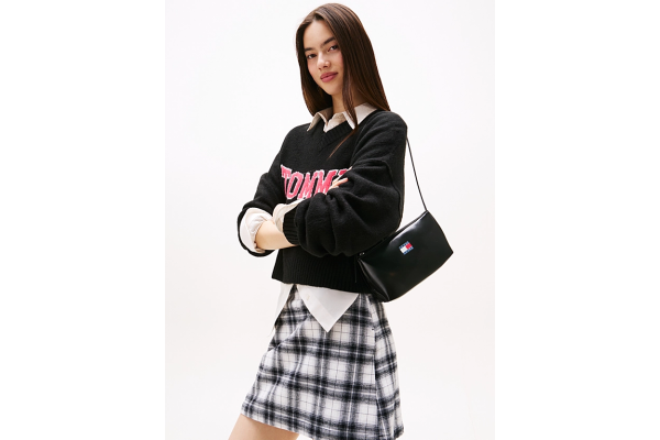 Γυναικεία Τσάντα Ώμου Μαύρη Tommy Jeans AW0AW17866-BDS