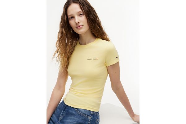 Γυναικείο Slim T-shirt Κίτρινο Tommy Jeans DW0DW23479-ZF0