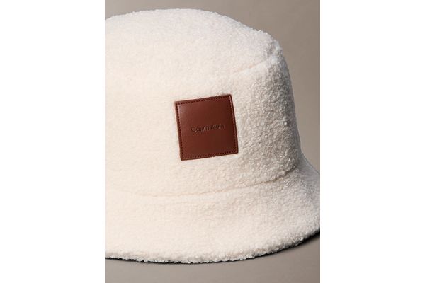 Γυναικείο Sherpa Bucket Καπέλο Εκρού Calvin Klein LV04F5097G-QYJ