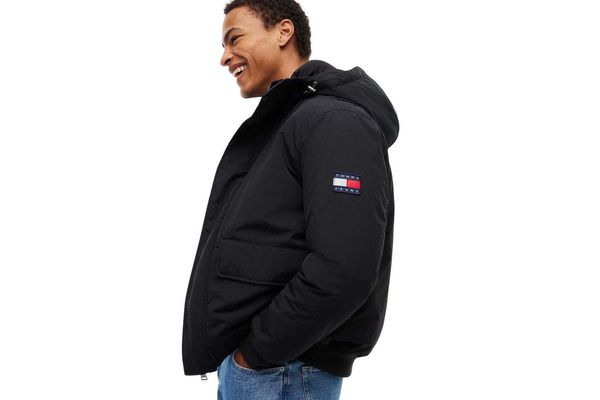 Ανδρικό Μπουφάν Μαύρο Tommy Jeans DM0DM22032-0GK