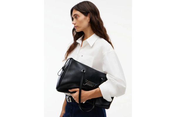 Γυναικεία Tote Τσάντα Μαύρη Tommy Jeans AW0AW19054-BDS