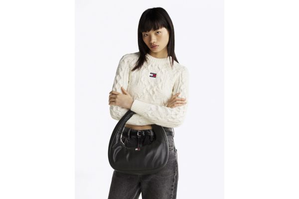 Γυναικεία Τσάντα Ώμου Μαύρη Tommy Jeans AW0AW16977-BDS
