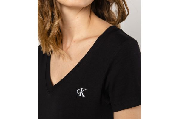Γυναικείο Slim T-shirt Μαύρο Calvin Klein J20J213716-BAE
